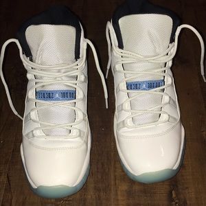 Jordan Legend Blue retro 11s